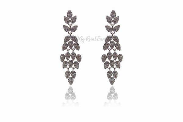 Q PHILIPPA - My Roial Ears LTD