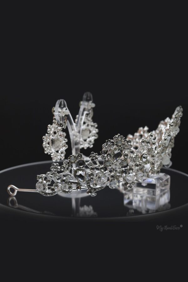Queen Audrey-an exquisite crystal stone tiara - My Roial Ears LTD