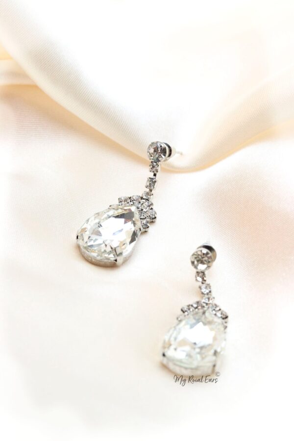 Q.EUPHEMIA- aaa zirconia diamond stone and rhodium plated drop earrings