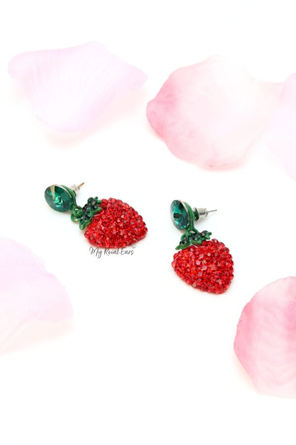 Amaryllis- Strawberry Shaped Earrings
