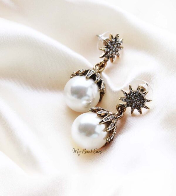 Q.ZARA-pearl antique gold rhinestone bridal drop earrings - My Roial Ears LTD