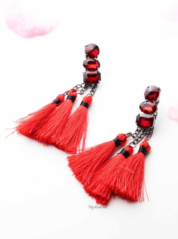 Dahlia RED- fashion chain drop tassel earrings - Image 3