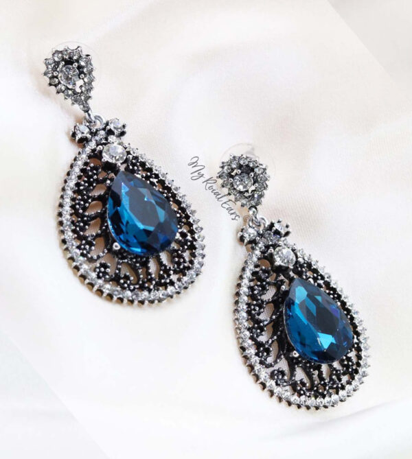 Q.CHARLOTTE- luxury vintage chandelier drop bridal earrings - My Roial Ears LTD