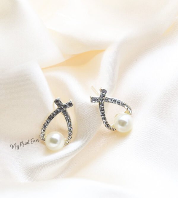 Q.Yasmin Stud-stunning statement rhinestone pearl bridal stud earrings - My Roial Ears LTD