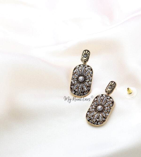 Q.Noor Silver-vintage antique gold dangle drop bridal earring - My Roial Ears LTD