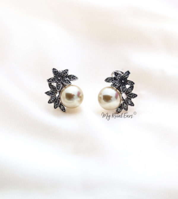 Q.Patricia-sophisticated antique pearl crystal bridal stud earrings - My Roial Ears LTD