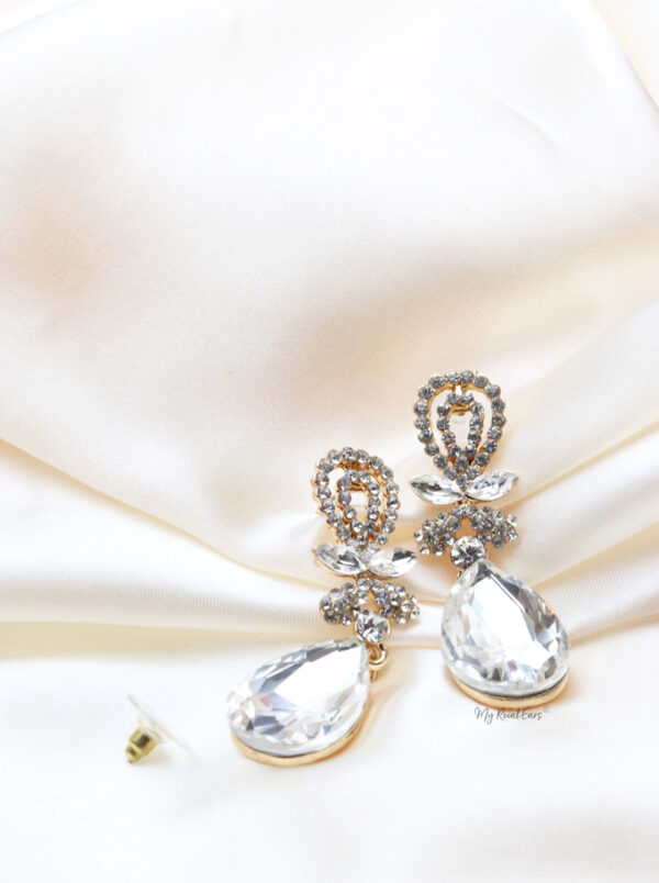 Q.Bridget-crystal stud contemporary bridal earrings - Image 2
