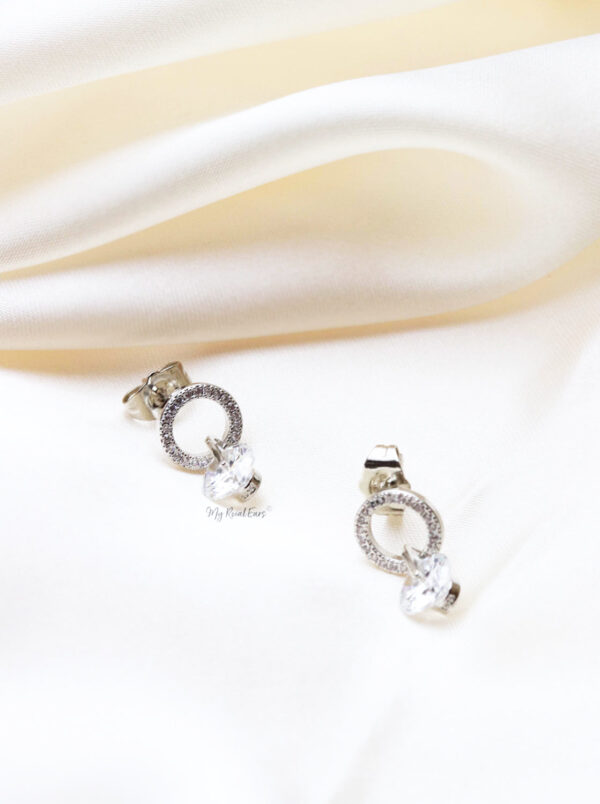 Q.AIKO- hollow disc zircon bridal earrings - Image 2