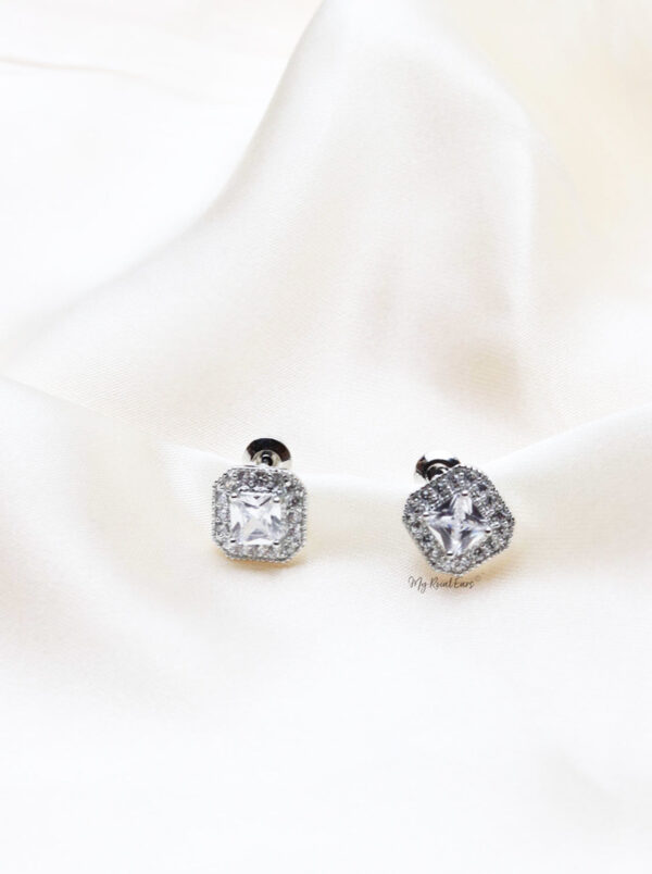 Q.MATILDA-square zircon enduring bridal stud earrings