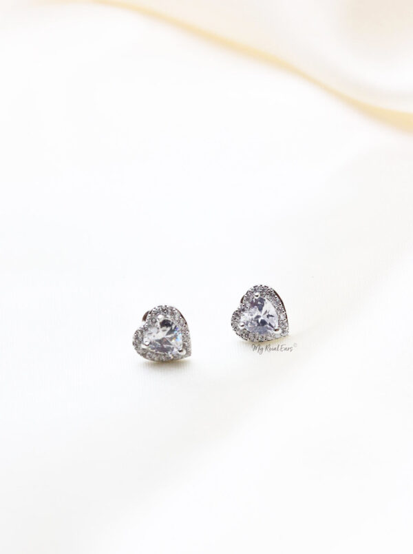 Q.ANASTASIA- heart zircon diamond stud bridal earrings