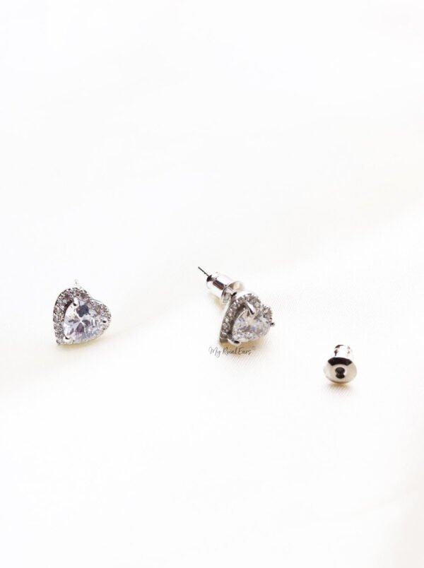 Q.ANASTASIA- heart zircon diamond stud bridal earrings - Image 4