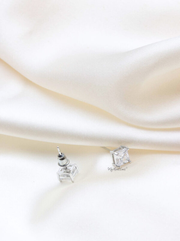 Q.CHARLENE- silver crystal stud bridal earring - Image 2