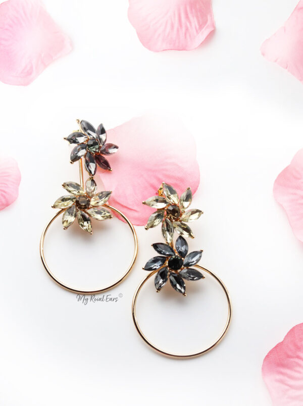 Daisy- two in one Crystal Flower Shaped Earring - My Roial Ears LTD