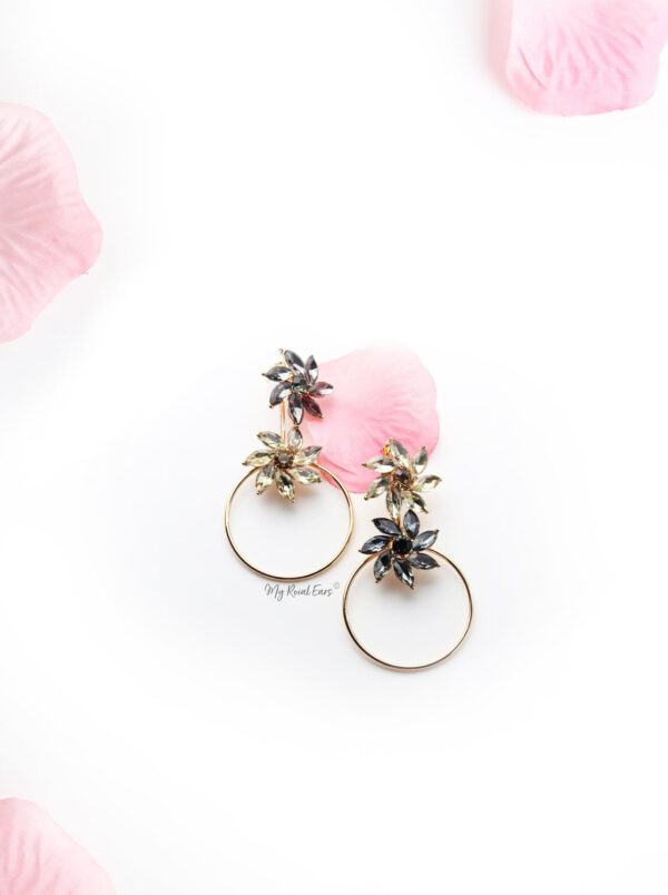 Daisy- two in one Crystal Flower Shaped Earring - My Roial Ears LTD