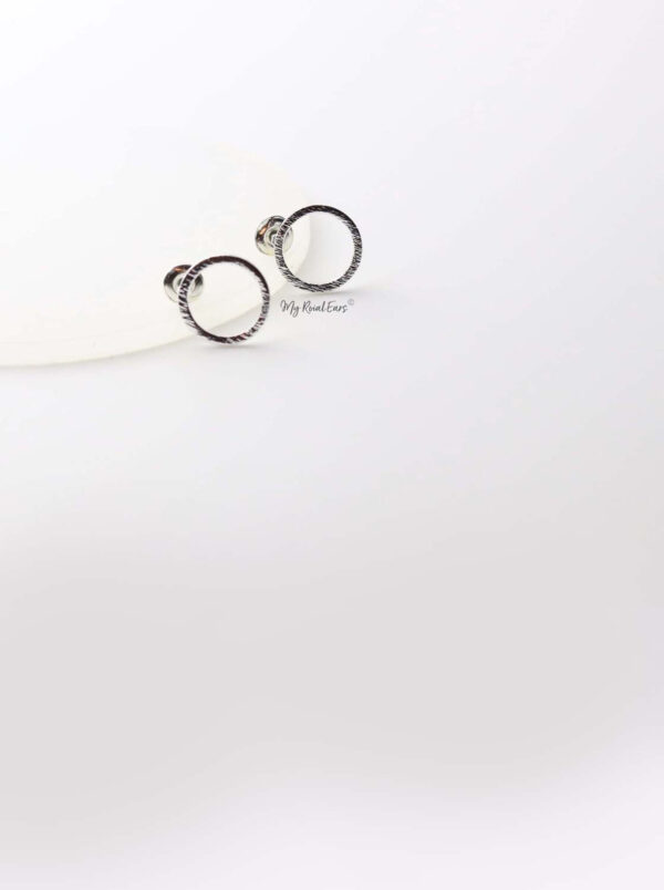 Anthea Silver- round circle stud earrings - My Roial Ears LTD