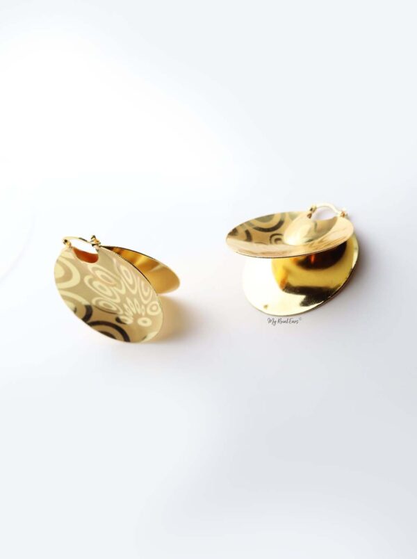 HERA- gold plated pattern phenomenal disc drop earrings - My Roial Ears LTD