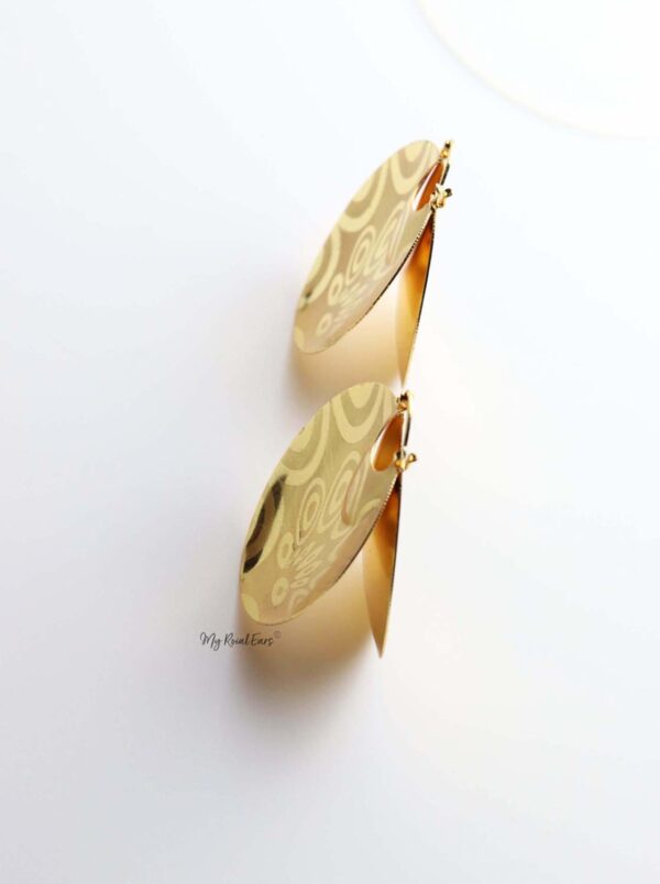 HERA- gold plated pattern phenomenal disc drop earrings - My Roial Ears LTD