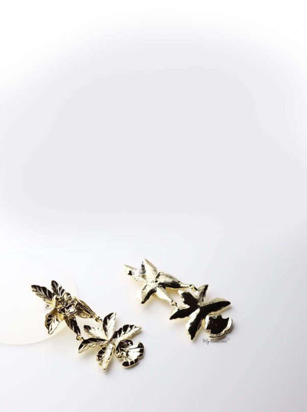Anthurium- tropical flower statement earrings - My Roial Ears LTD