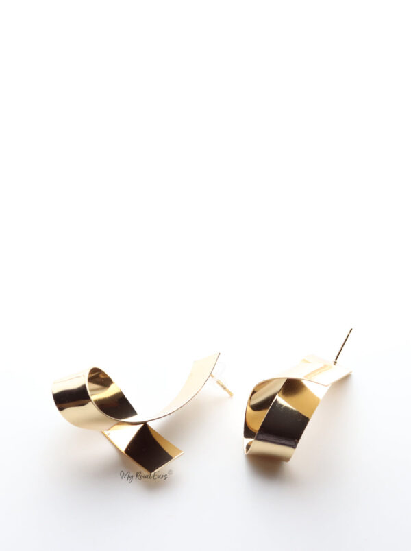 Despina- impressive abstract gold earrings - Image 3