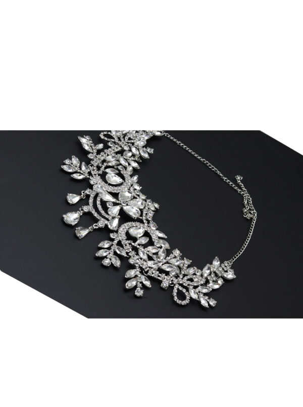 Queen Joan-water drop crystal head chain - Image 2