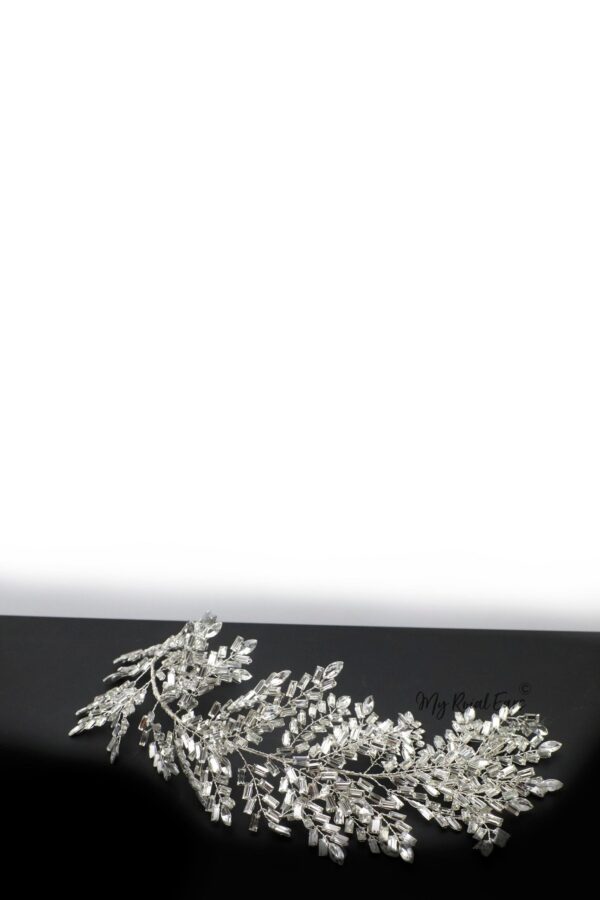 Queen Marcia-leaf inspired crystal headpiece - Image 7