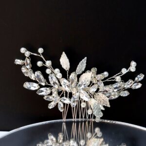 Queen Mumba-embellished bridal head comb