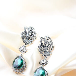 Q.Yvonne- royal elegance silver and green bridal earrings