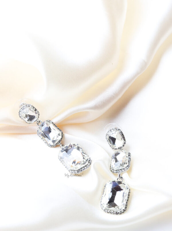 Q.Cosima- green and silver gemstones bridal earrings - Image 4
