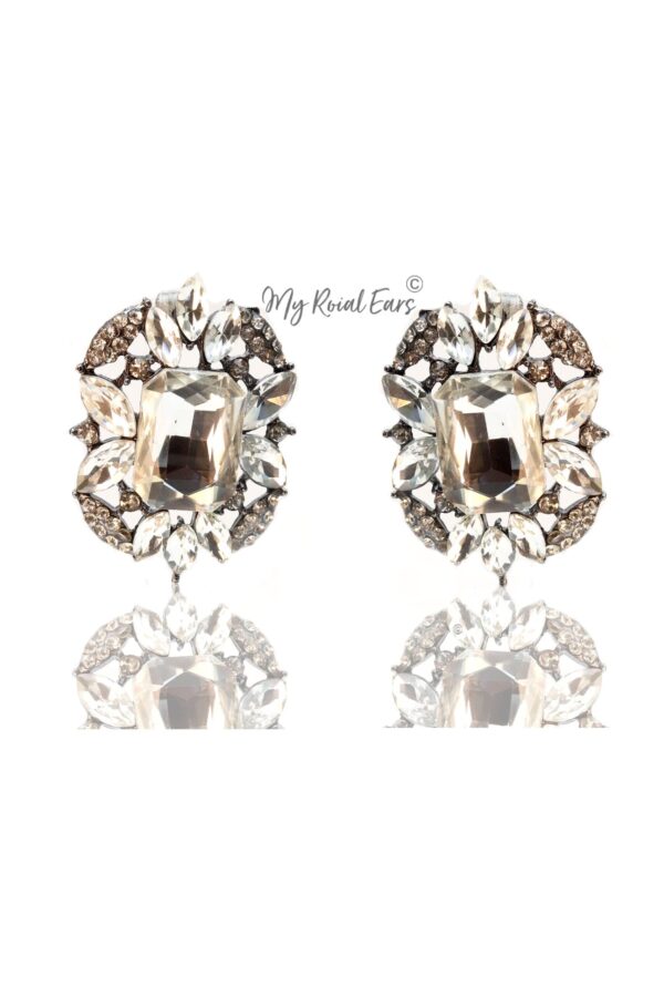 Q.Lovie-graceful and modest statement bridal stud earrings - Image 2