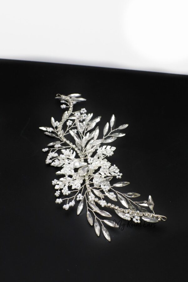 Queen Celeste-embellished bridal hair clip - Image 3