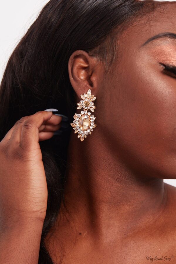 Olivia M - My Roial Ears LTD