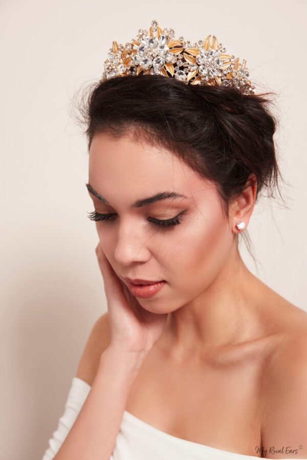 Queen Lovette-a striking elegancy tiara - My Roial Ears LTD