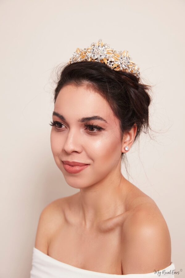 Queen Lovette-a striking elegancy tiara - My Roial Ears LTD