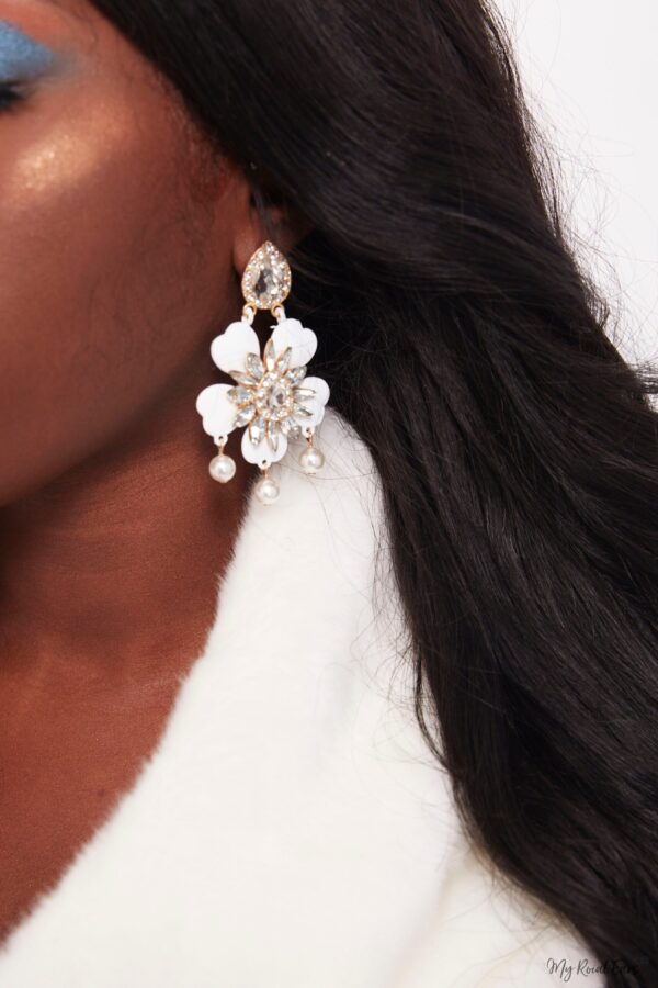 Kelly K - My Roial Ears LTD