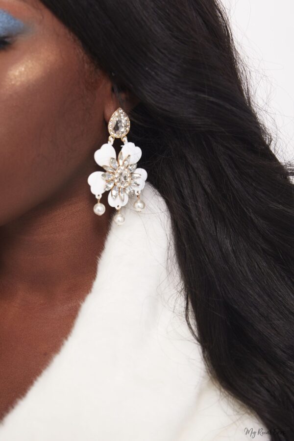 Kelly K - My Roial Ears LTD