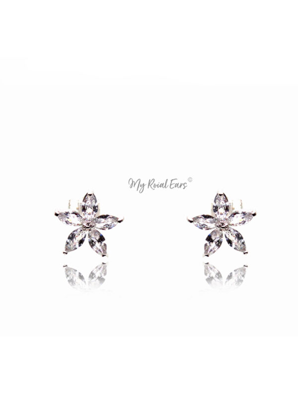 Eva M - My Roial Ears LTD